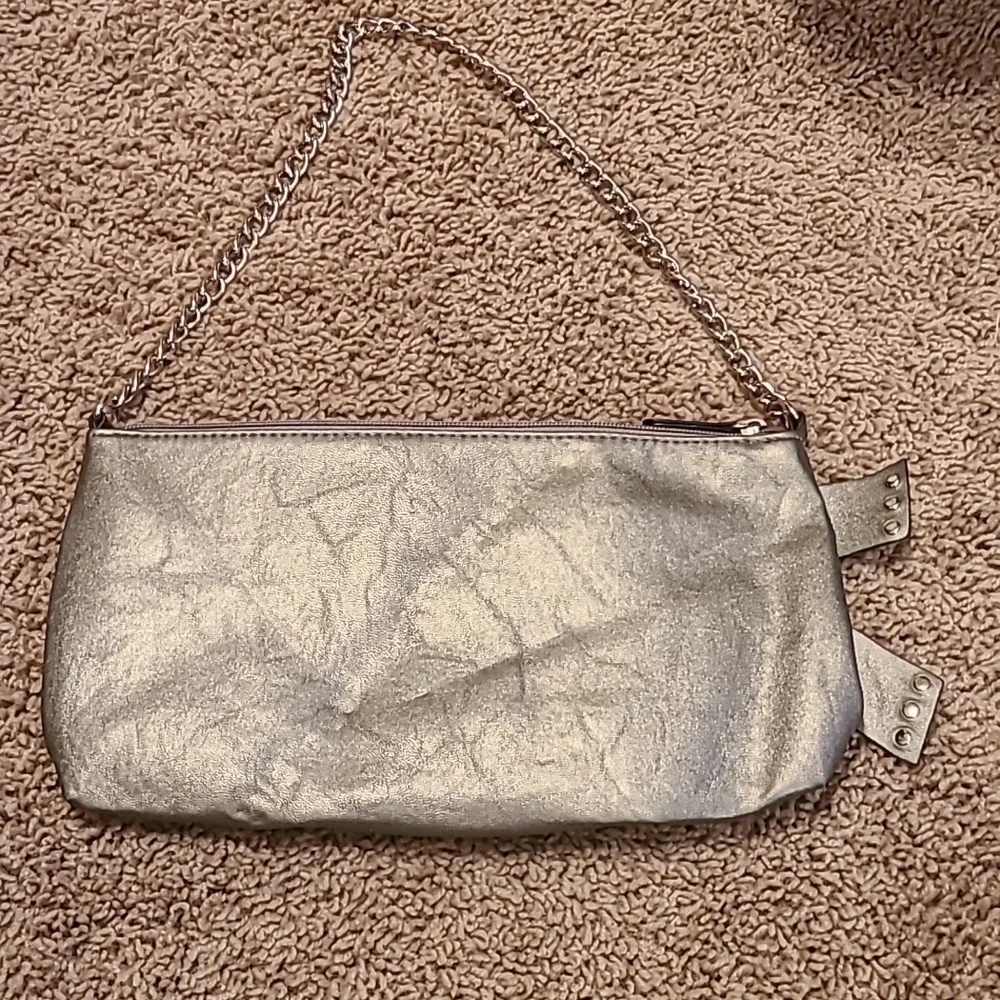 Nine West shoulder clutch